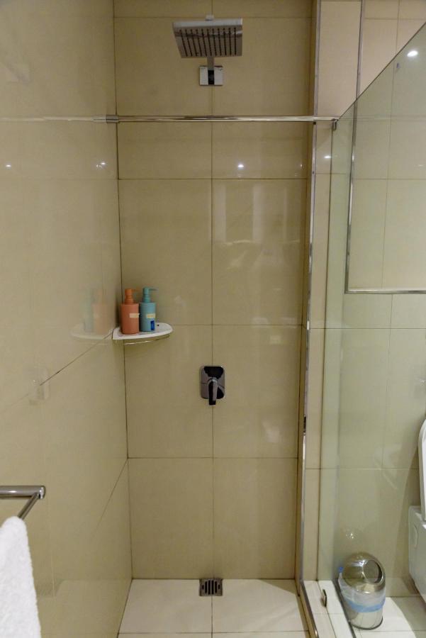 Studio 1101 Itower Gaborone Kültér fotó